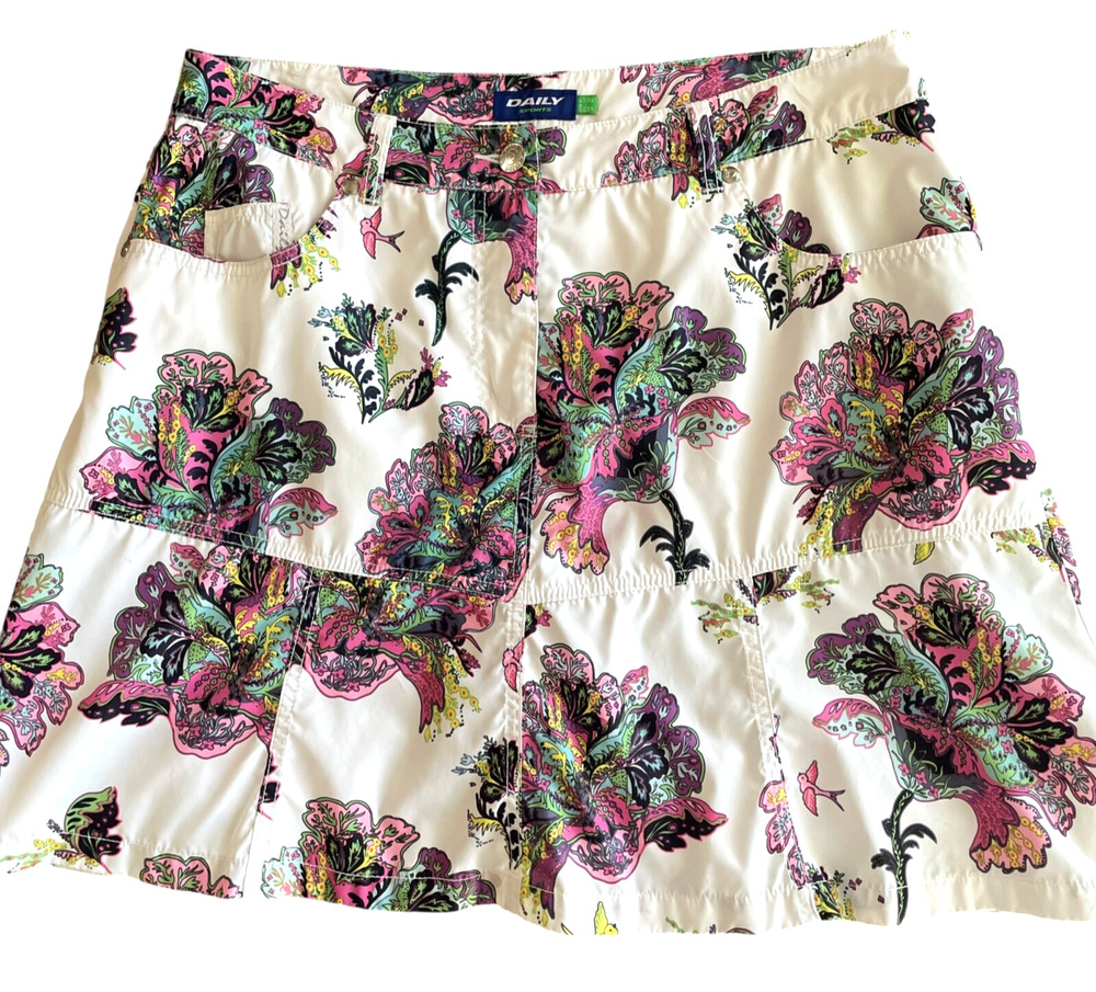 DAILY SPORTS Women's Size 12 White Pink Turquoise Paisley Print Activewear Skort